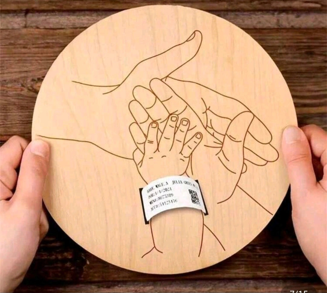 Baby Gift: Baby Hospital Band display