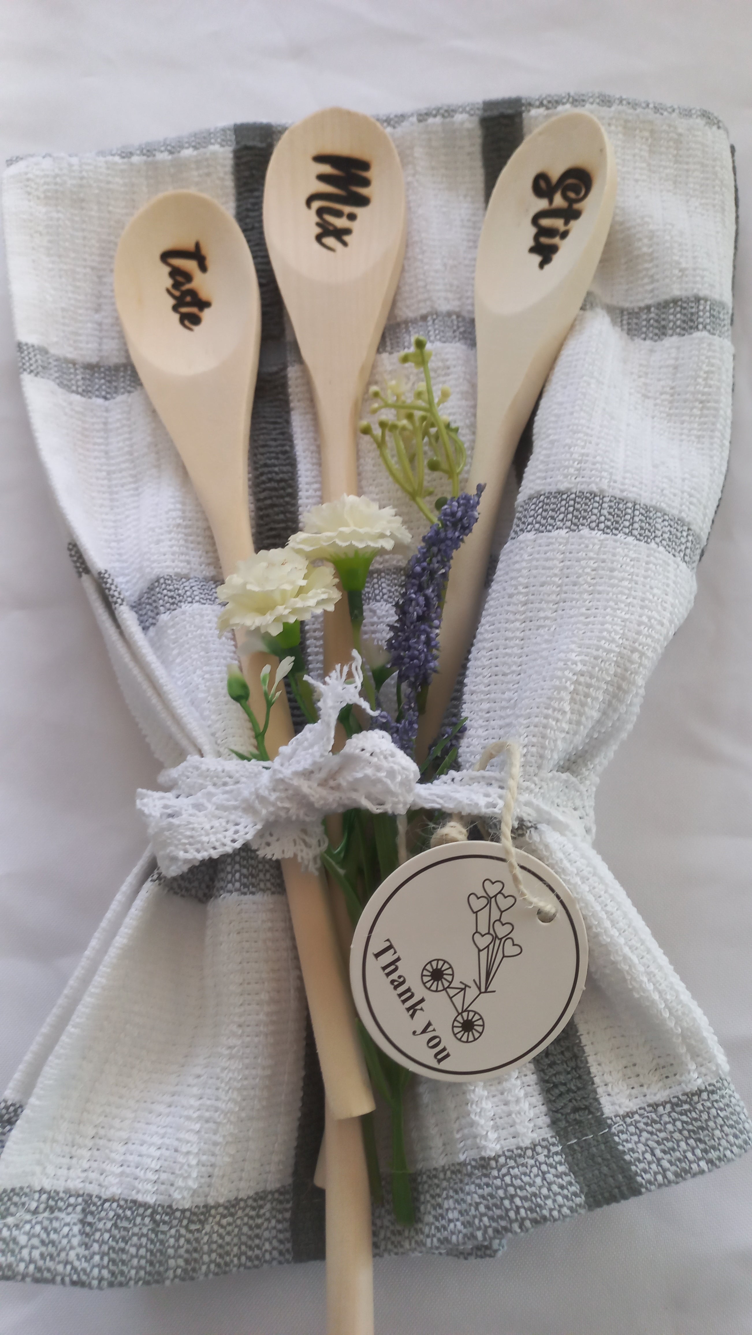 GIFT SET - WOODEN SPOONS SET WITH KITCHEN TOWEL